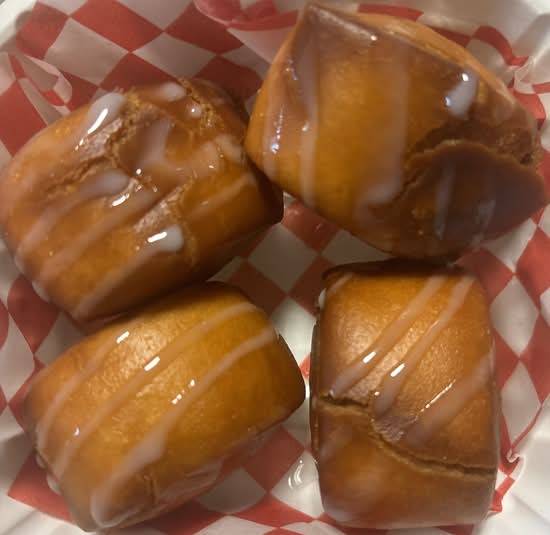 D1. Petit Pain Frit au Lait | 奶香黄金小馒头 | Milky Fried Bun (4)